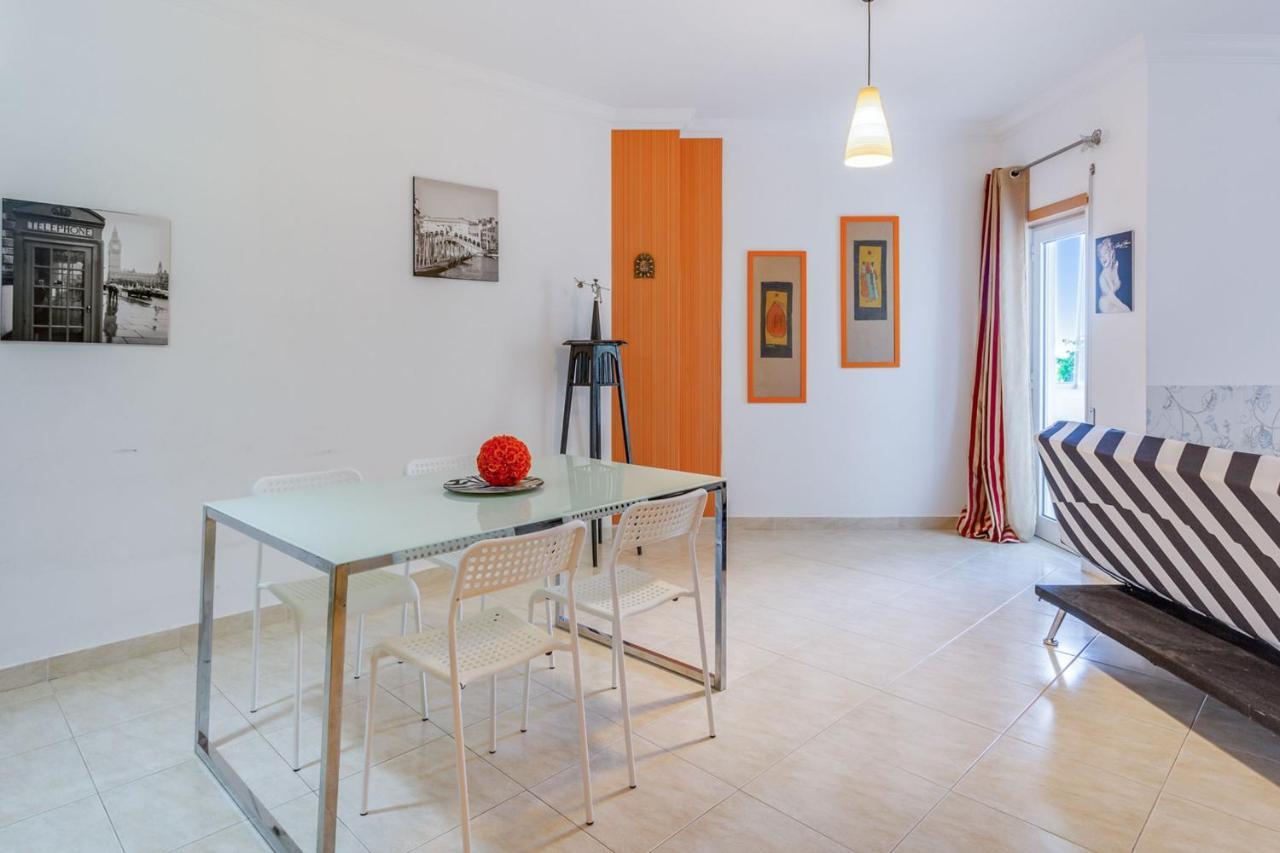 Spacious 2 Bdr Apartment W/ Patio By Lovelystay Armação de Pêra Exteriör bild