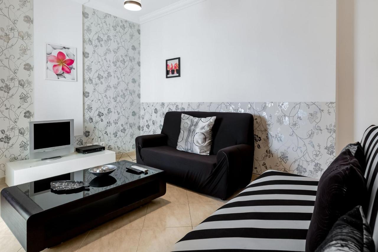 Spacious 2 Bdr Apartment W/ Patio By Lovelystay Armação de Pêra Exteriör bild